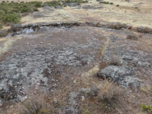 Figura 38. Canales en el lado norte de la meseta