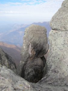 Figura 42. Canales al borde del precipicio